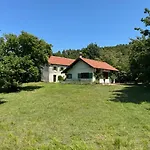 Hébergement de vacances Cascina Pian Dei Grilli, Un Paradiso Nel Parco Delle Capanne Di Marcarolo