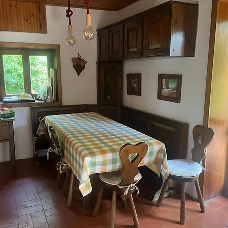 Cascina Pian Dei Grilli, Un Paradiso Nel Parco Delle Capanne Di Marcarolo بيت للعطل
